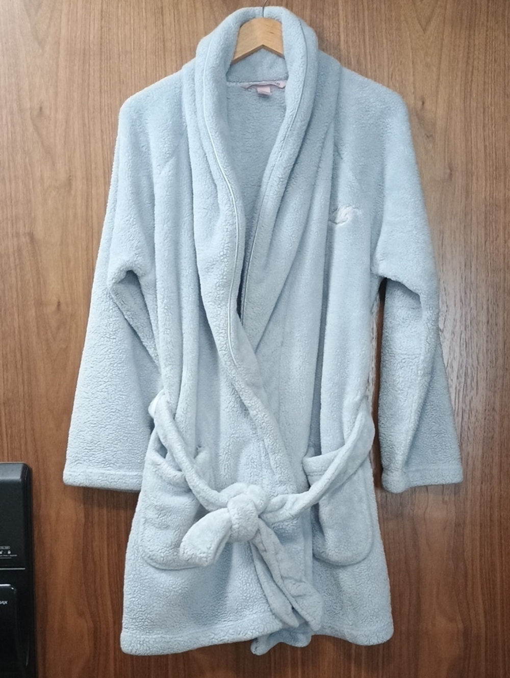 Victoria's Secret Light Blue Plush Fleece Robe M/L